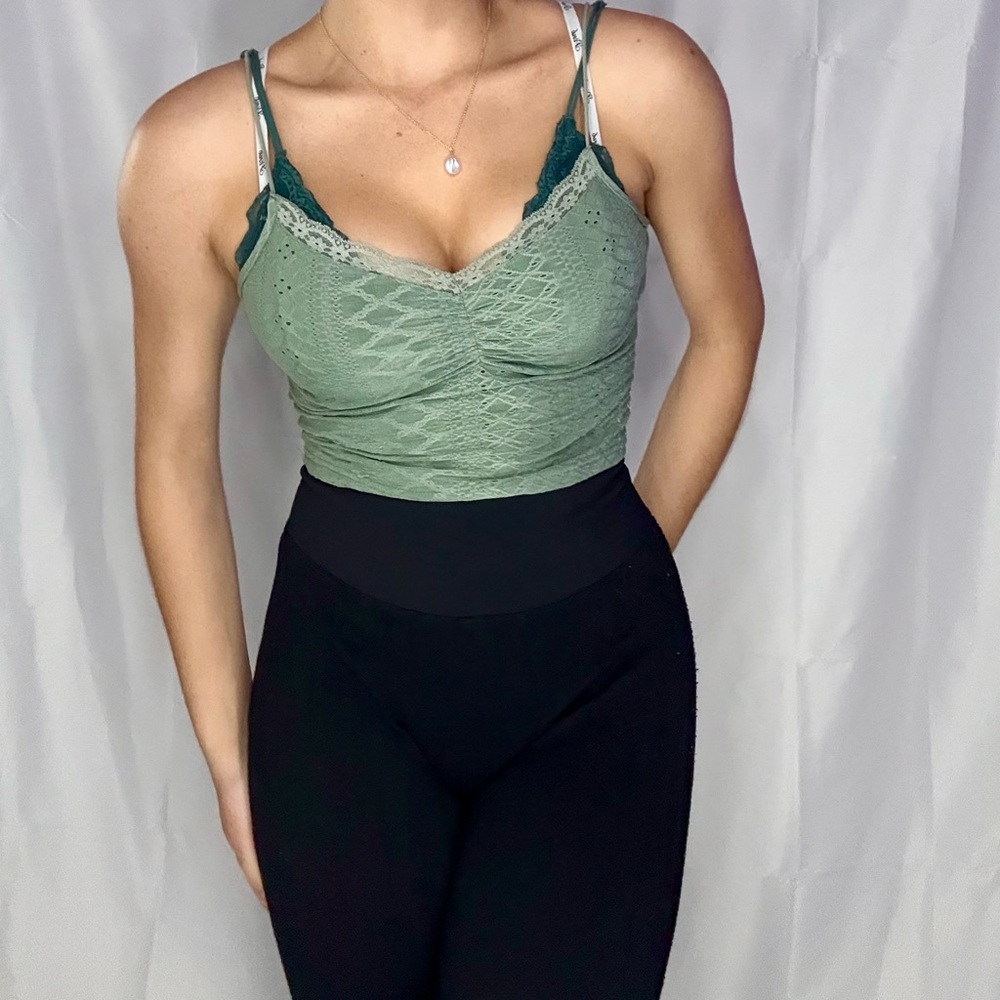 Women’s Textured Lace Tank